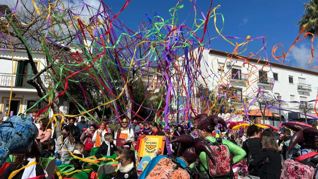 Brotóns lanza ilusiones banner cabalgata